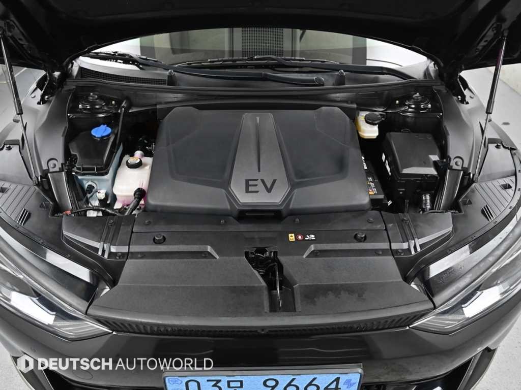 기아 EV6 롱레인지 AWD 어스 이미지 6