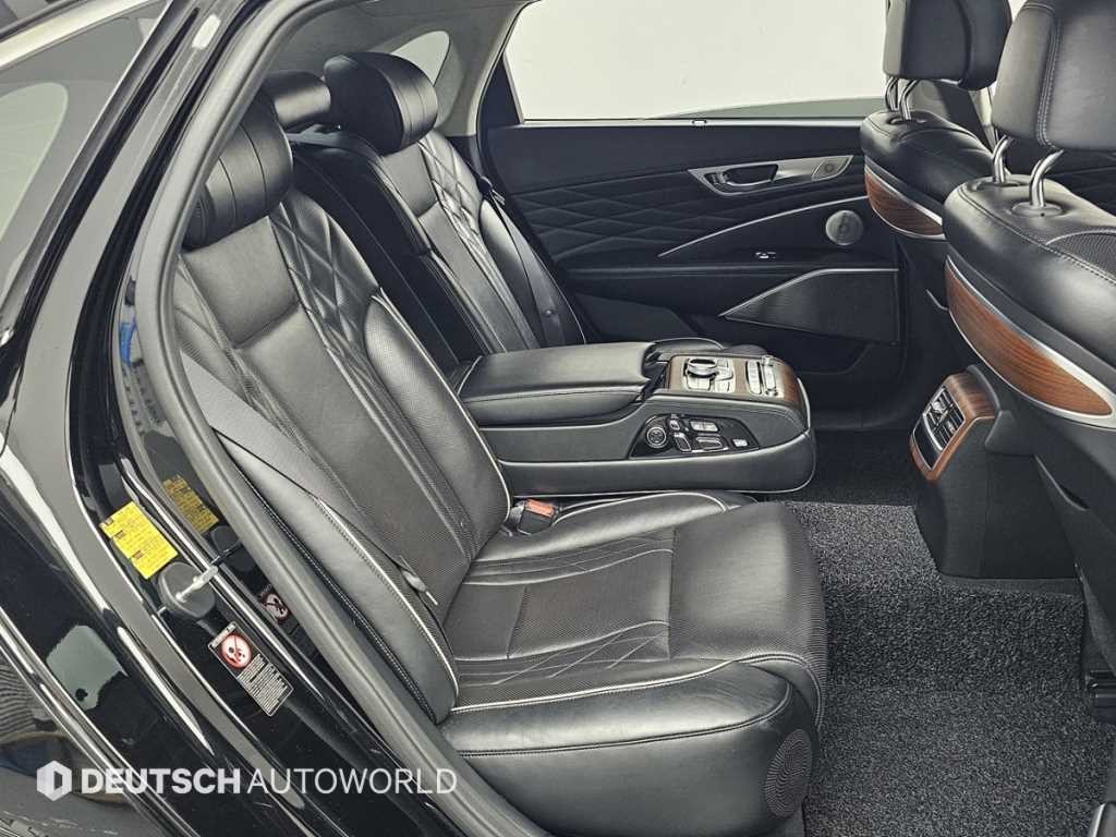 기아 K9 더 K9 3.8 GDI AWD 그랜드 플래티넘 이미지 12