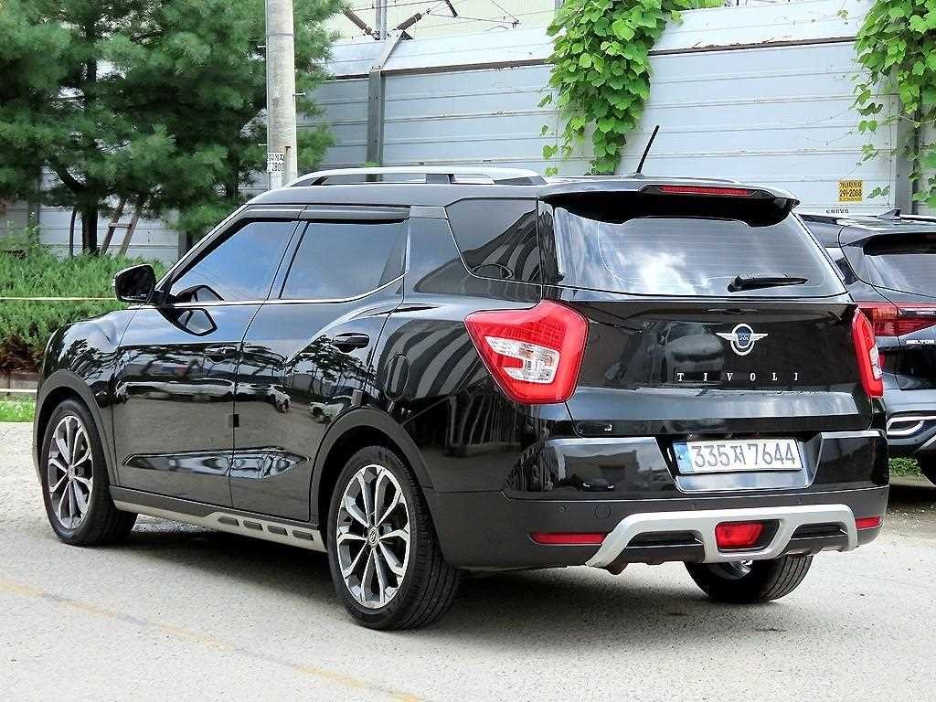 KG모빌리티(쌍용) 티볼리 티볼리 에어 4WD 디젤 1.6 RX 이미지 3