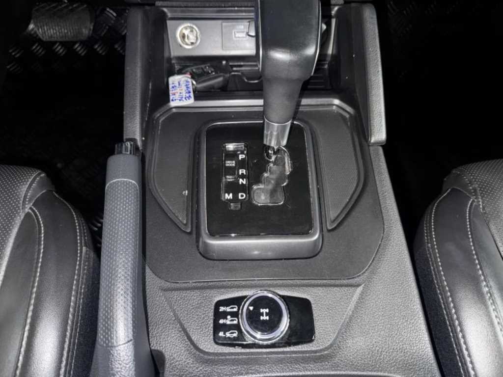 KG모빌리티(쌍용) 렉스턴 더 뉴 렉스턴 스포츠 디젤 2.2 4WD 프레스티지 이미지 9