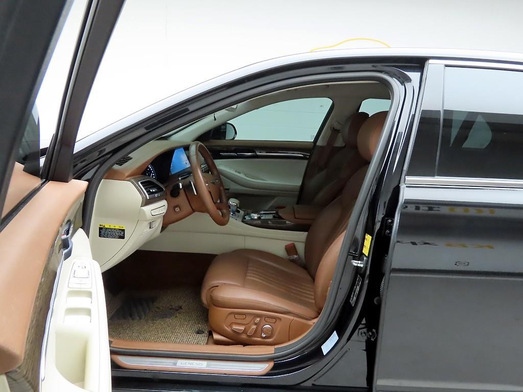제네시스 G90 3.8 GDI AWD 프리미엄 럭셔리 이미지 11
