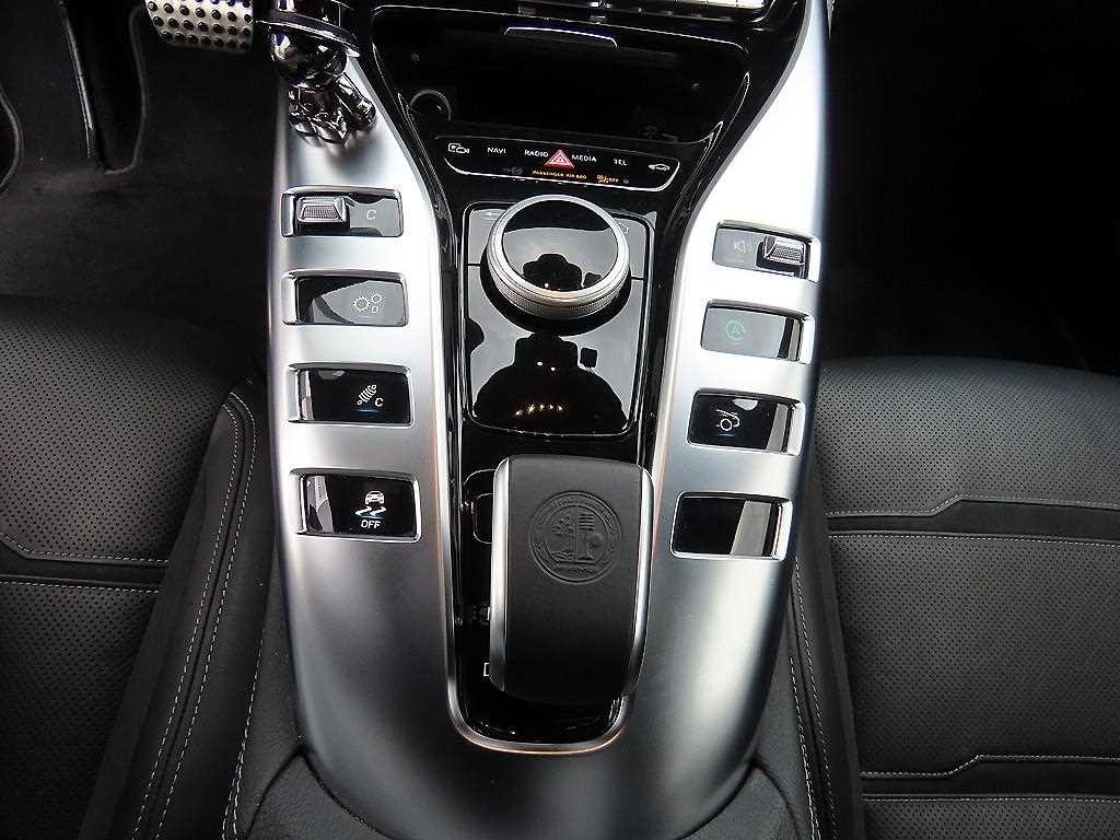 벤츠 AMG GT 4도어 43 4MATIC+ 기본형 이미지 11