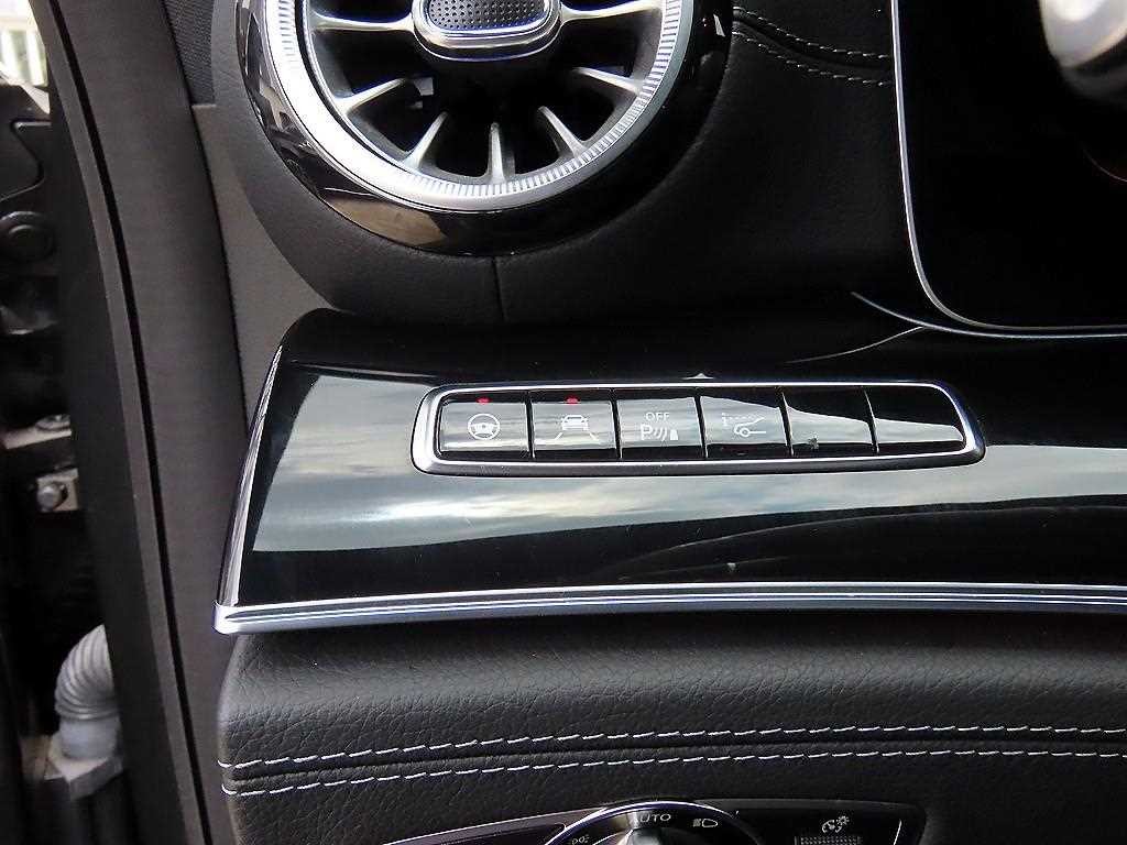벤츠 AMG GT 4도어 43 4MATIC+ 기본형 이미지 12