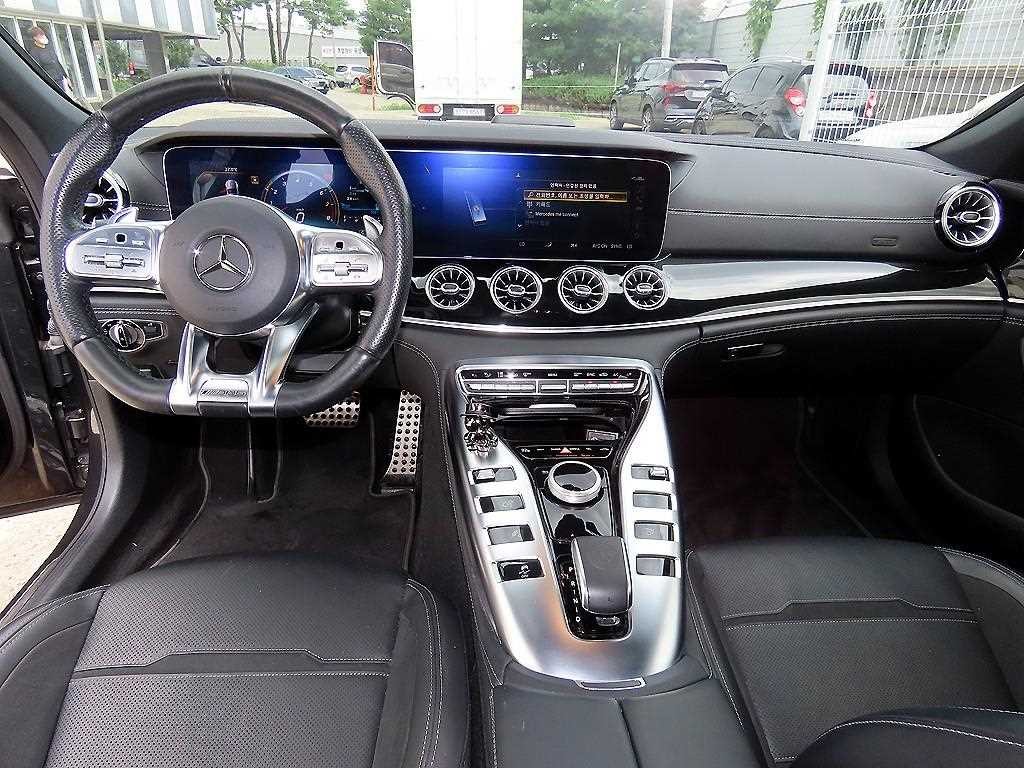 벤츠 AMG GT 4도어 43 4MATIC+ 기본형 이미지 7