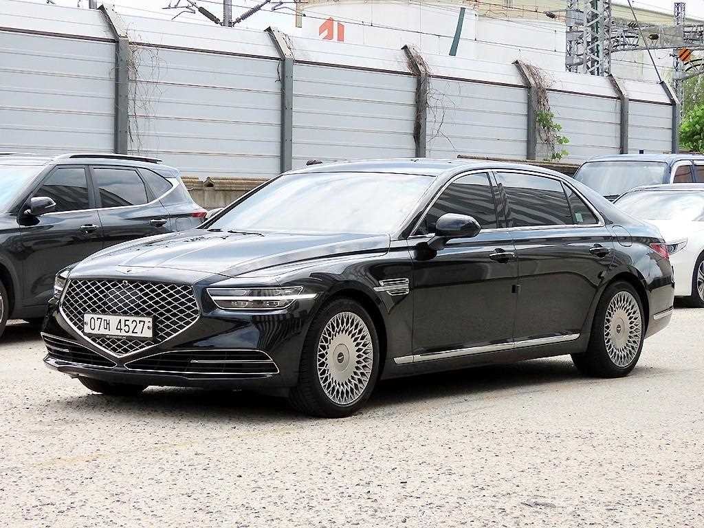 제네시스 G90 3.8 GDI AWD 프리미엄 럭셔리 이미지 2