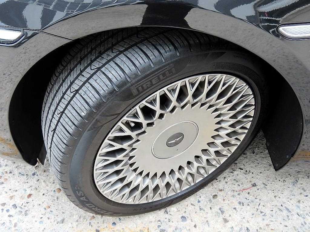 제네시스 G90 3.8 GDI AWD 프리미엄 럭셔리 이미지 20