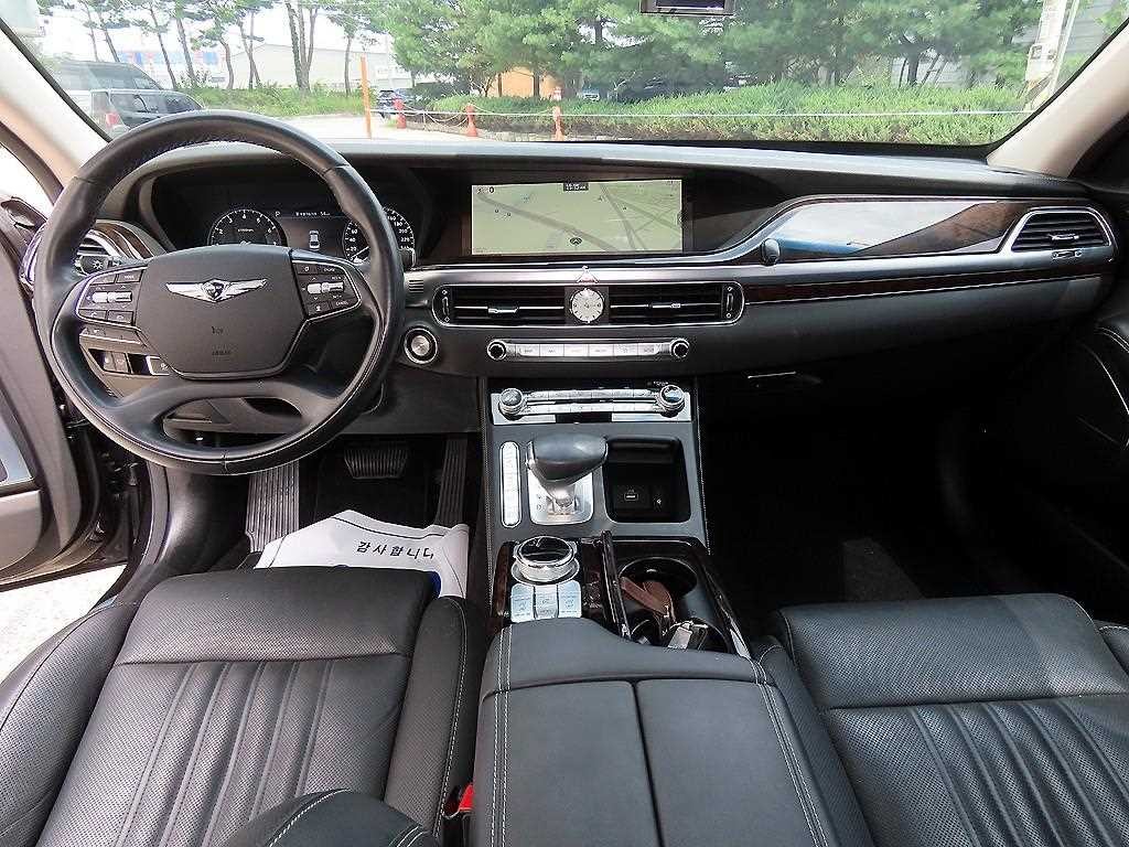 제네시스 G90 3.8 GDI AWD 프리미엄 럭셔리 이미지 7