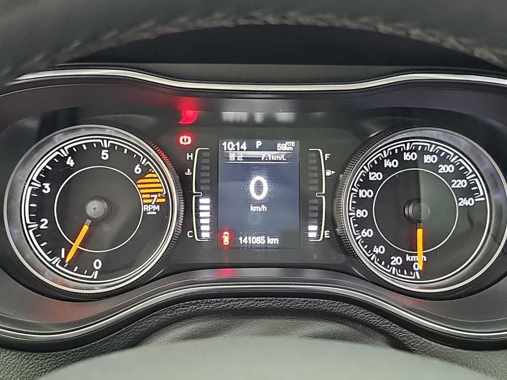 지프 체로키 체로키(KL) 2.4 론지튜드 AWD 이미지 6