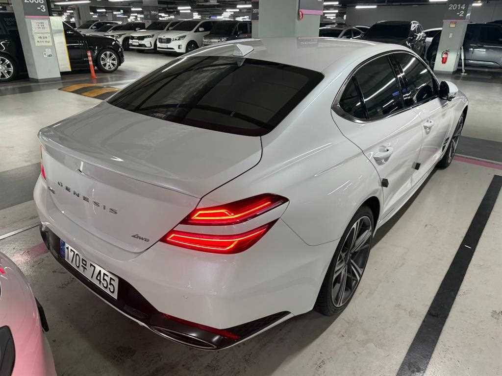 제네시스 G70 더 뉴 G70 가솔린 2.5T 4WD 스포츠 패키지 이미지 4