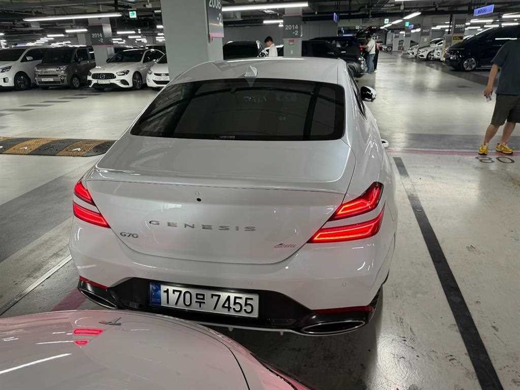 제네시스 G70 더 뉴 G70 가솔린 2.5T 4WD 스포츠 패키지 이미지 5