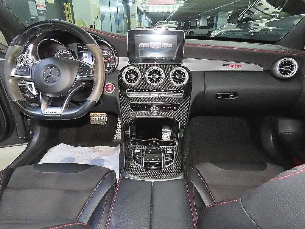 벤츠 C 클래스 C클래스 W205 C43 AMG 4MATIC 이미지 10