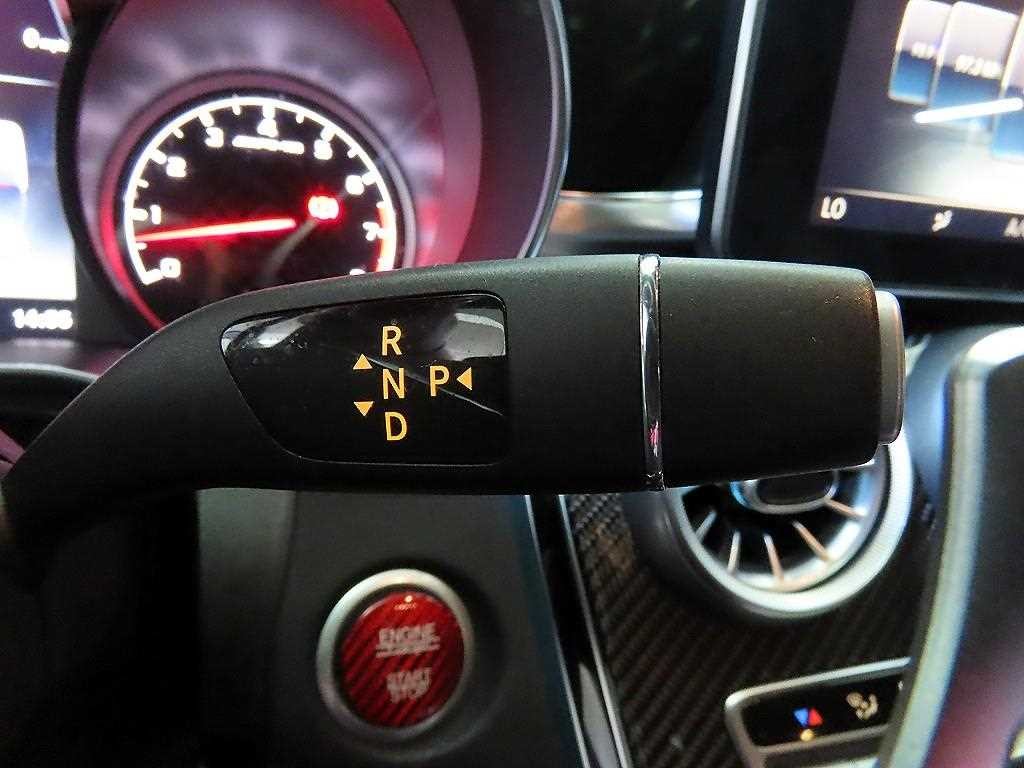 벤츠 C 클래스 C클래스 W205 C43 AMG 4MATIC 이미지 12