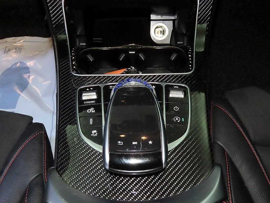 벤츠 C 클래스 C클래스 W205 C43 AMG 4MATIC 이미지 13