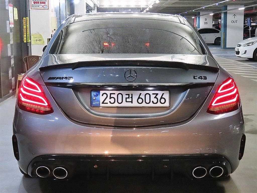 벤츠 C 클래스 C클래스 W205 C43 AMG 4MATIC 이미지 5