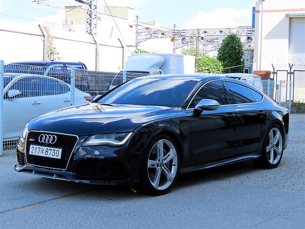 아우디 RS7 4.0 TFSI  콰트로 이미지 2
