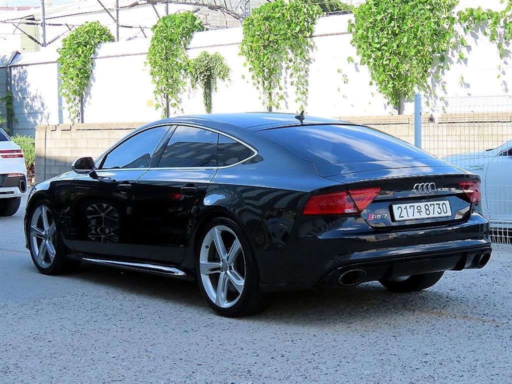 아우디 RS7 4.0 TFSI  콰트로 이미지 3