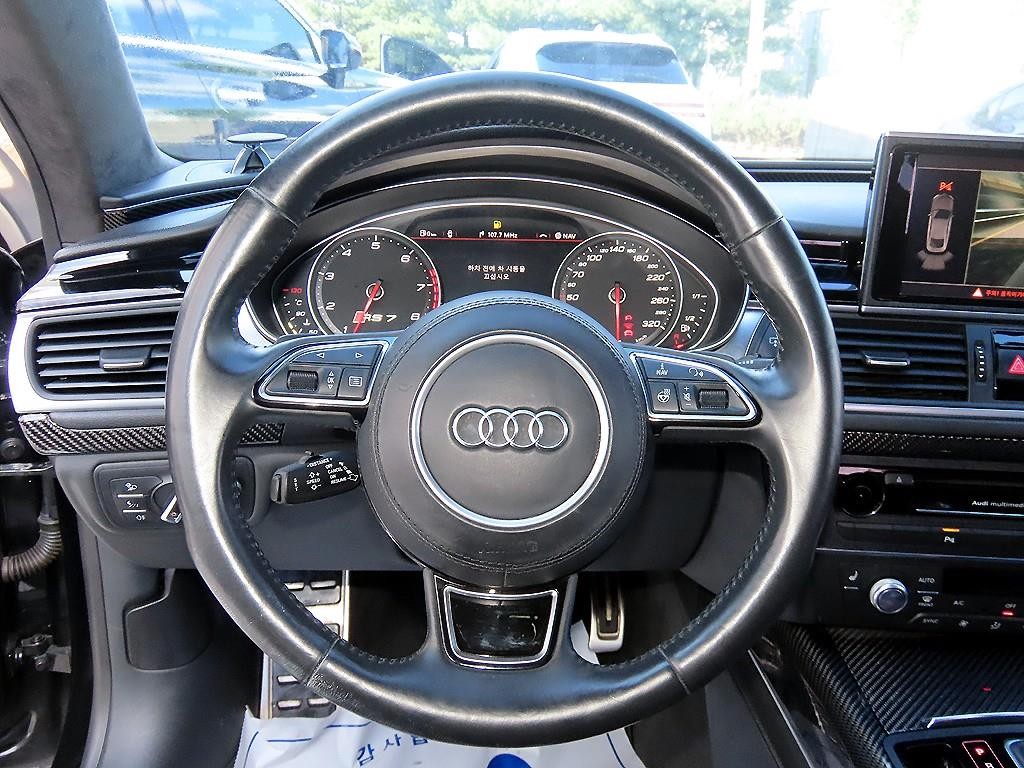 아우디 RS7 4.0 TFSI  콰트로 이미지 8