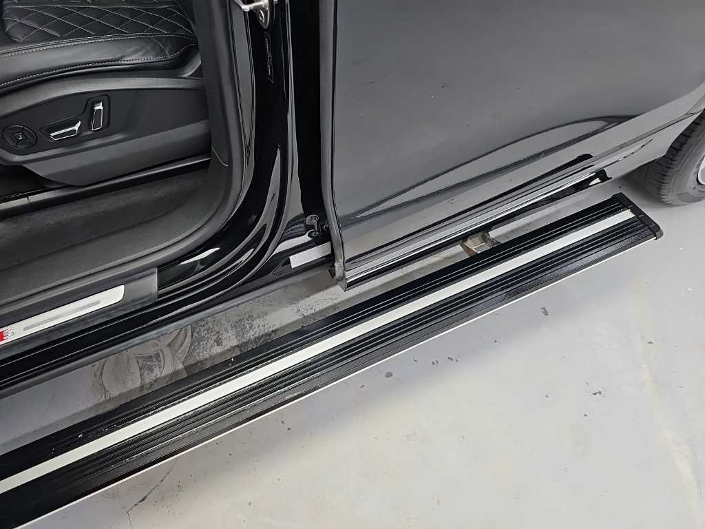 아우디 Q8 50 TDI 콰트로 프리미엄 이미지 13