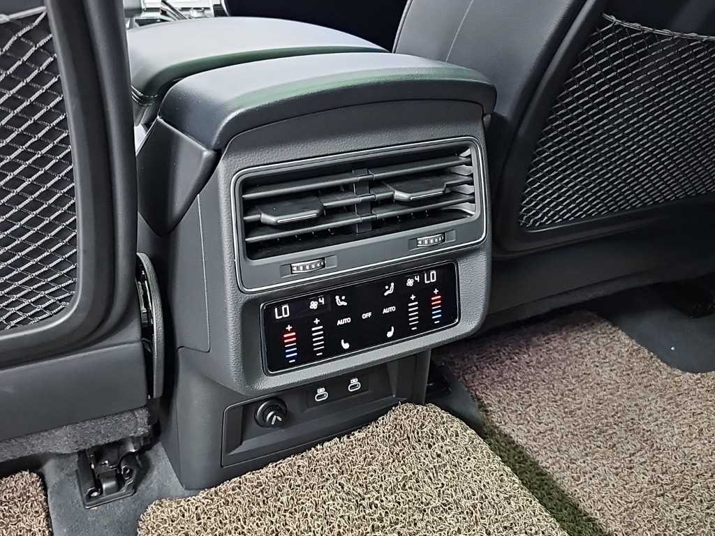 아우디 Q8 50 TDI 콰트로 프리미엄 이미지 14