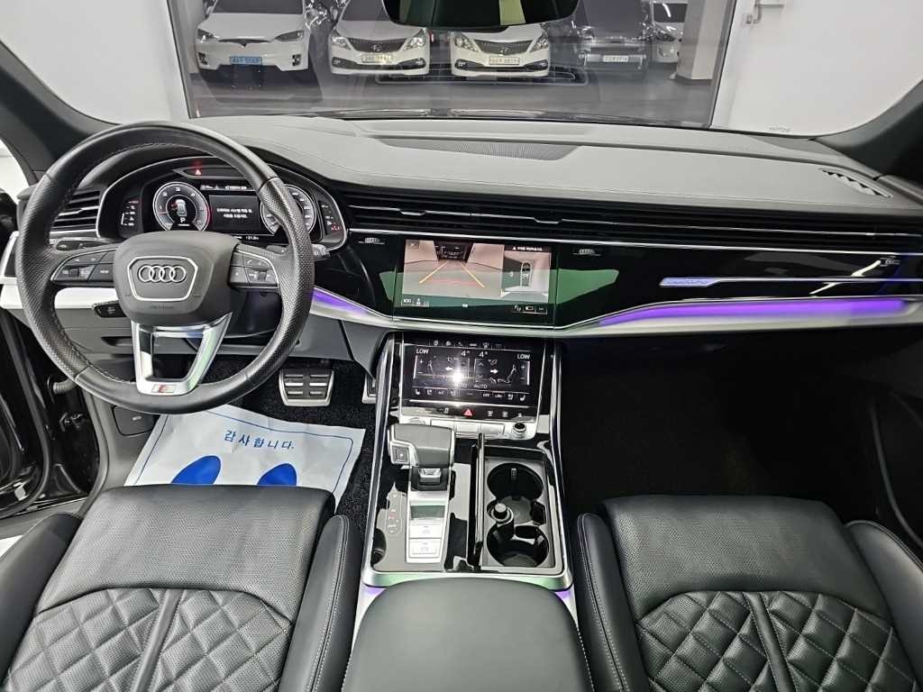 아우디 Q8 50 TDI 콰트로 프리미엄 이미지 7