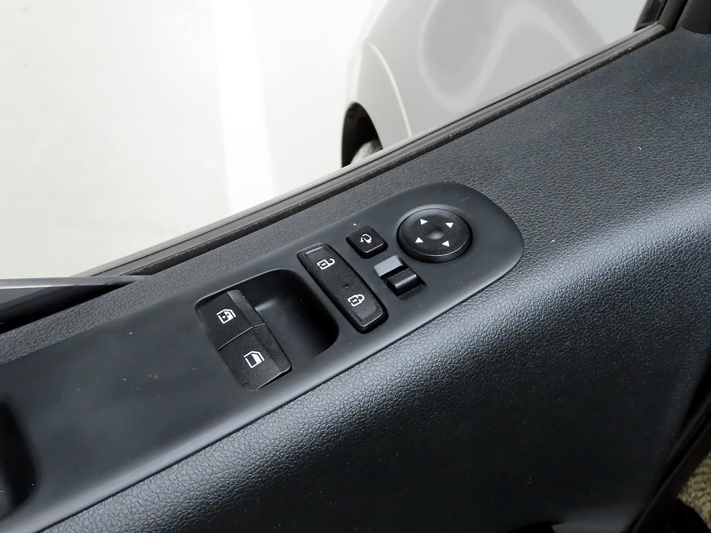 현대 스타리아 2WD 디젤 카고 모던 이미지 11