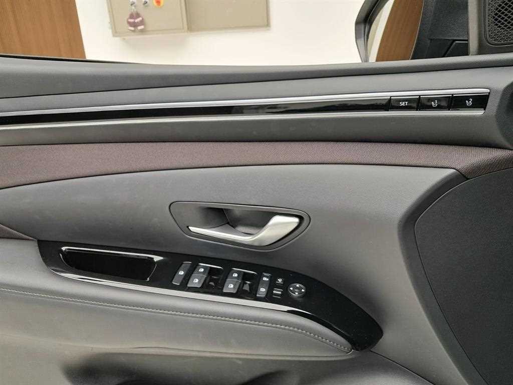 현대 투싼 투싼 (NX4) 가솔린 1.6 터보 4WD 인스퍼레이션 이미지 13