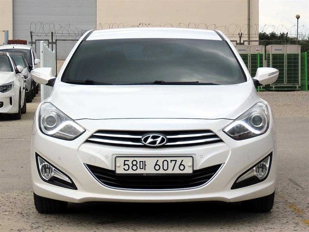 현대 i40 i40Saloon 1.7 VGT PYL 이미지 1