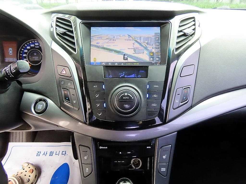 현대 i40 i40Saloon 1.7 VGT PYL 이미지 13