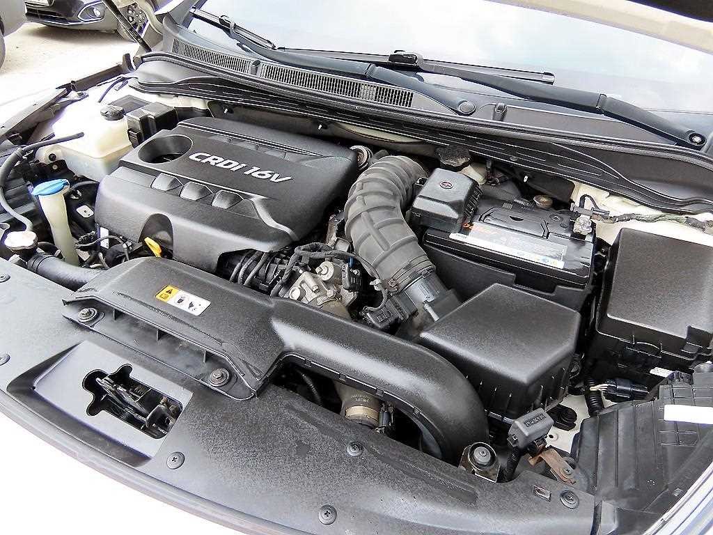 현대 i40 i40Saloon 1.7 VGT PYL 이미지 18