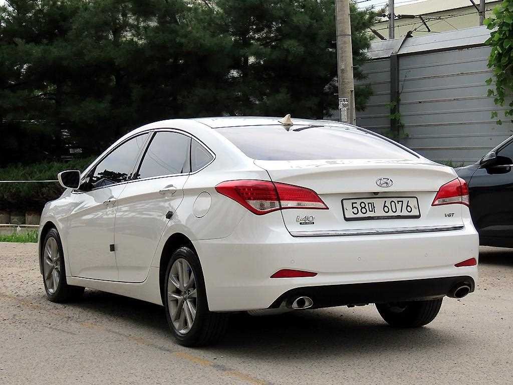현대 i40 i40Saloon 1.7 VGT PYL 이미지 3