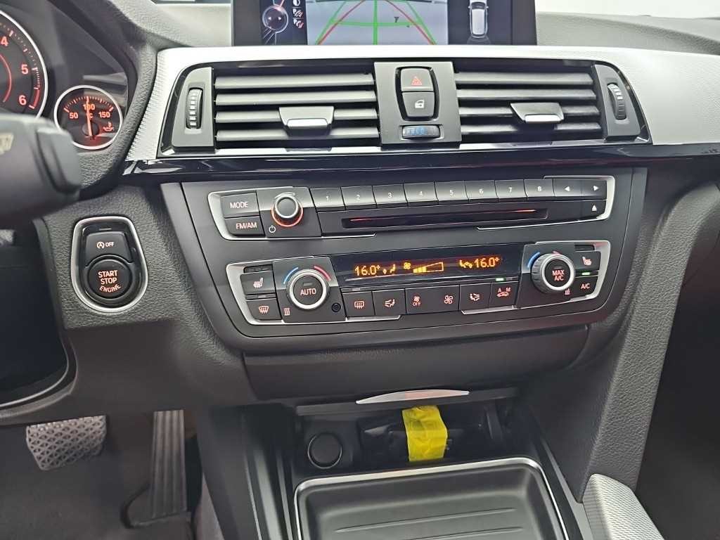 BMW 3시리즈 3시리즈 (F30) 320d 투어링 이미지 10