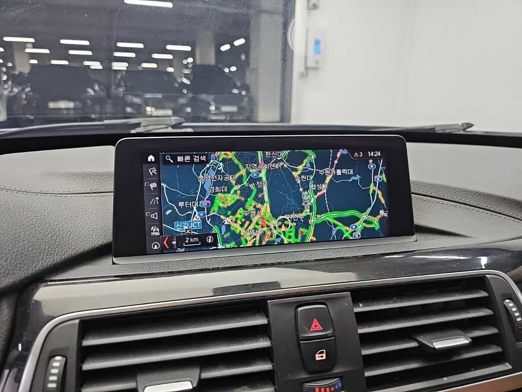 BMW 그란투리스모 3시리즈 GT (F34) GT 320D 럭셔리 이미지 15