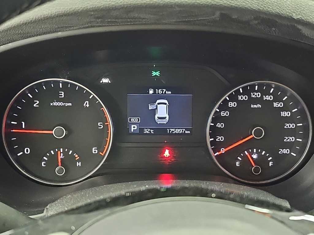 기아 스포티지 스포티지 더 볼드 2.0 디젤 2WD 프레스티지 이미지 6