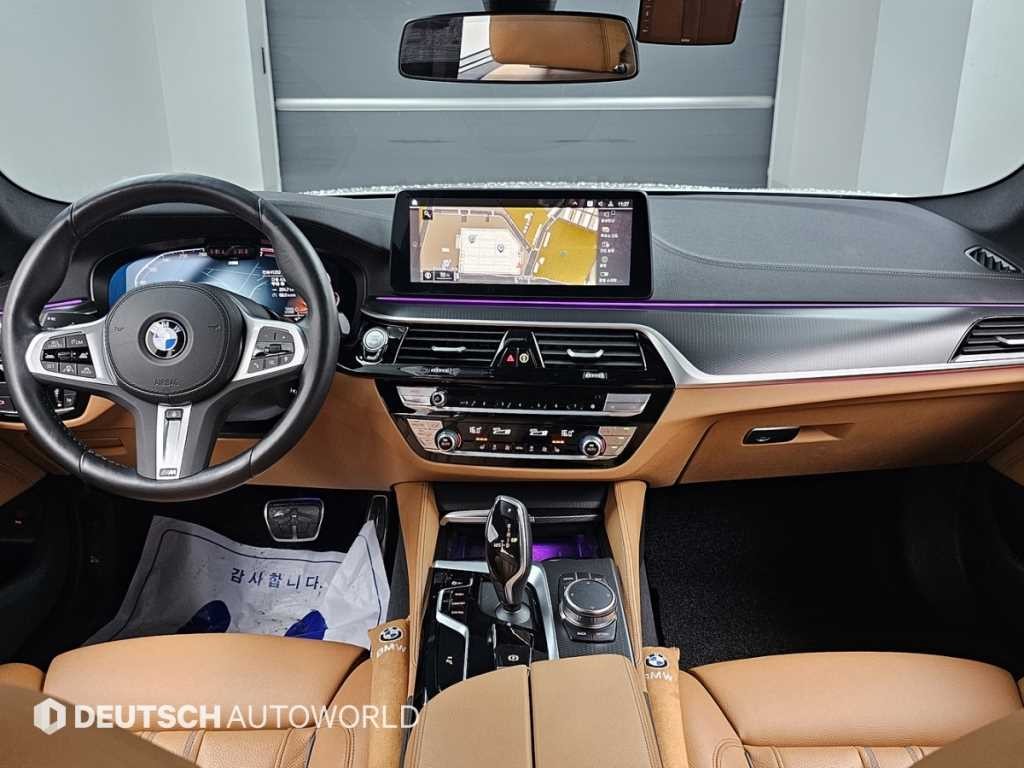 BMW 5시리즈 5시리즈 (G30) 520i M 스포츠 이미지 7
