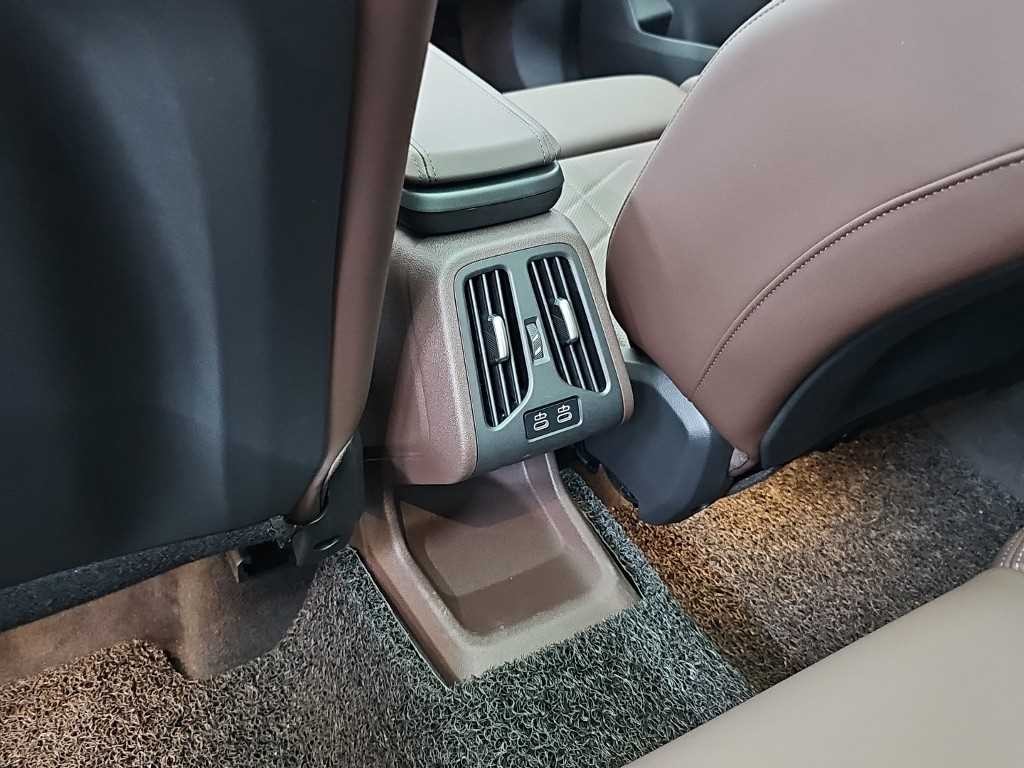 BMW X1 X1 (U11) M35i xDrive 이미지 13