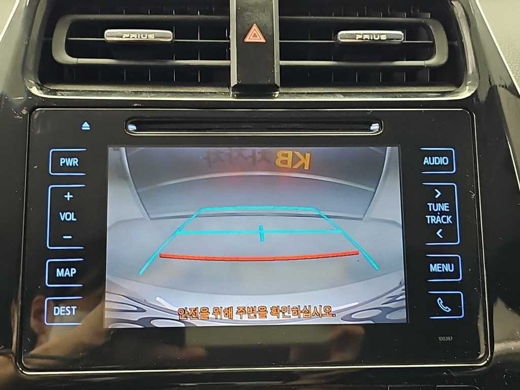 토요타 프리우스 프리우스 4세대 1.8 E 이미지 14