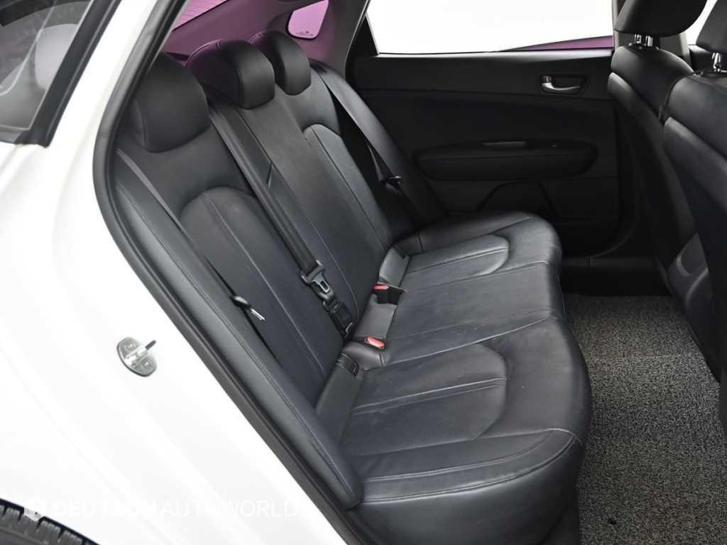 기아 K5 K5 2세대 MX 2.0 LPI 럭셔리 A/T 이미지 12