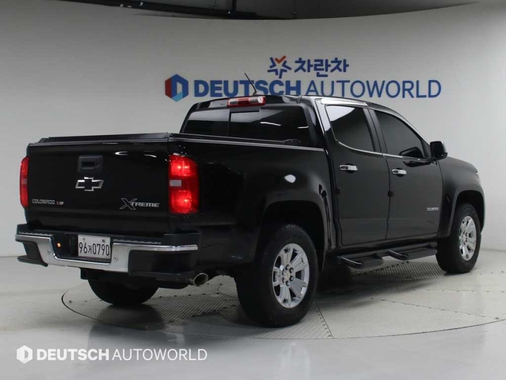 쉐보레 콜로라도 3.6 익스트림-X 4WD 이미지 2