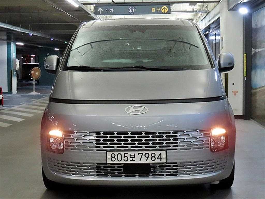 현대 스타리아 2WD 디젤 카고 모던 3인승 이미지 2