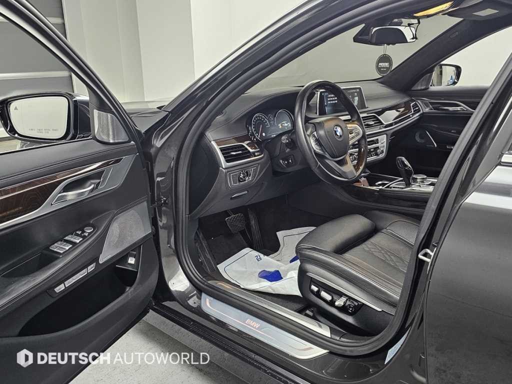 BMW 7시리즈 7시리즈 (G11) 750Li xDrive 이미지 11