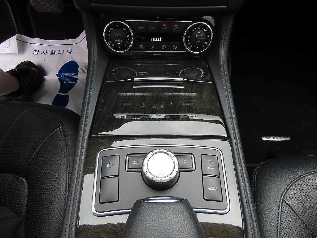 벤츠 CLS 클래스 CLS클래스 W218 CLS 350 이미지 12