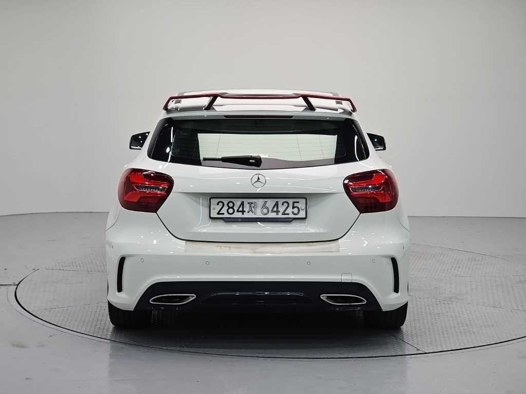 벤츠 A 클래스 A클래스 W176 A200 AMG LINE 이미지 3