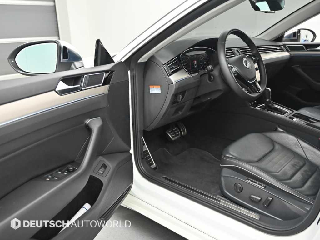 폭스바겐 아테온 2.0 TDI 엘레강스 프레스티지 이미지 11