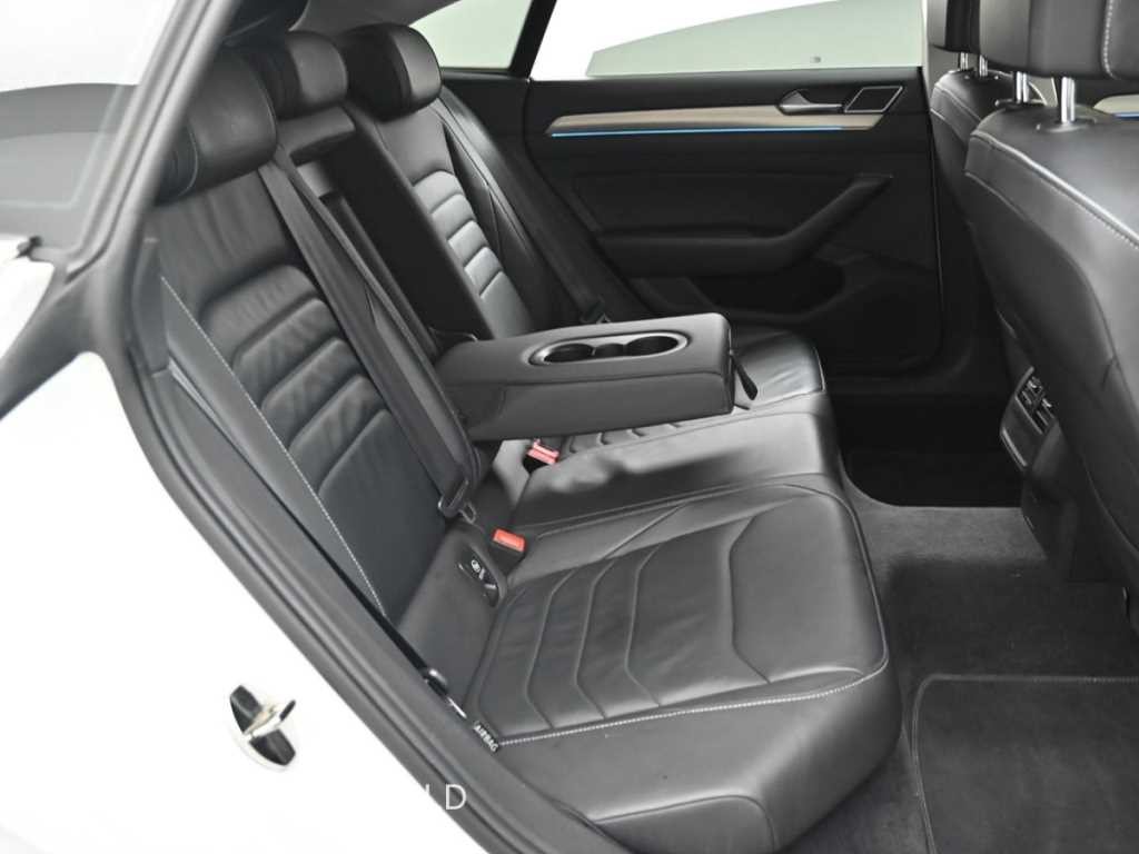 폭스바겐 아테온 2.0 TDI 엘레강스 프레스티지 이미지 12