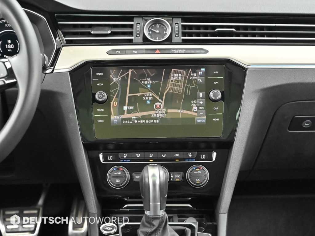 폭스바겐 아테온 2.0 TDI 엘레강스 프레스티지 이미지 14
