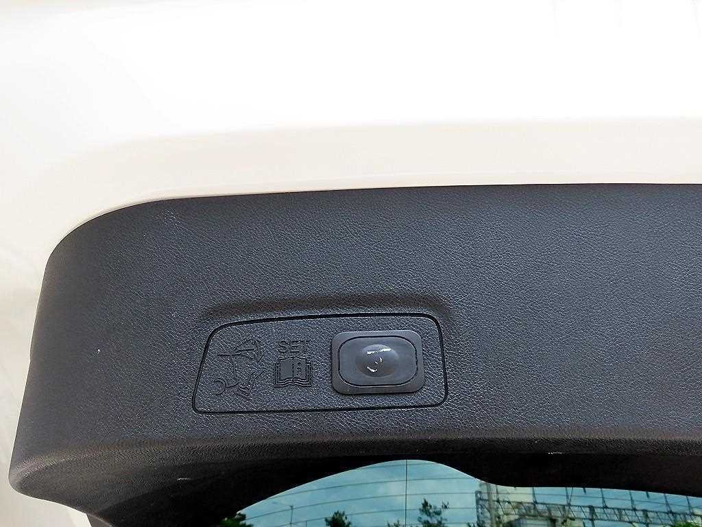 링컨 MKC 2.0 AWD 이미지 16