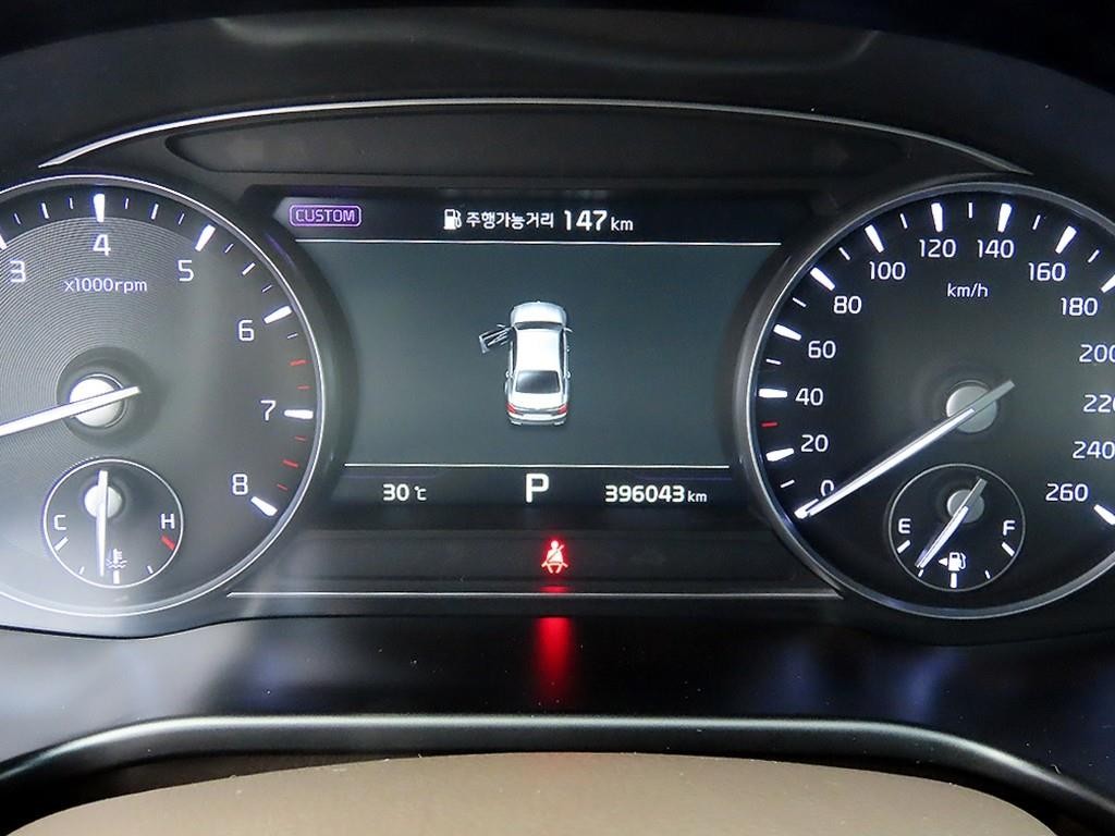 기아 K9 더 K9 3.8 GDI AWD 플래티넘Ⅱ 이미지 9