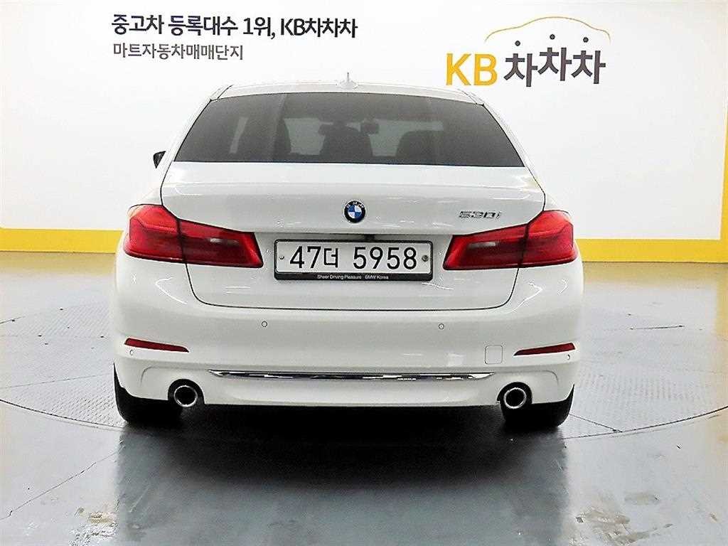 BMW 5시리즈 5시리즈 (G30) 530i 럭셔리 플러스 이미지 3