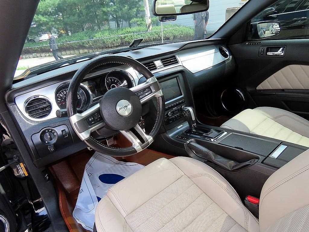 포드 머스탱 머스탱 5세대 쿠페 이미지 7