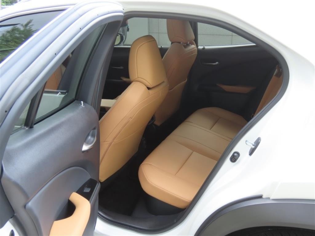 렉서스 UX UX 250h 2.0 2WD 이미지 14